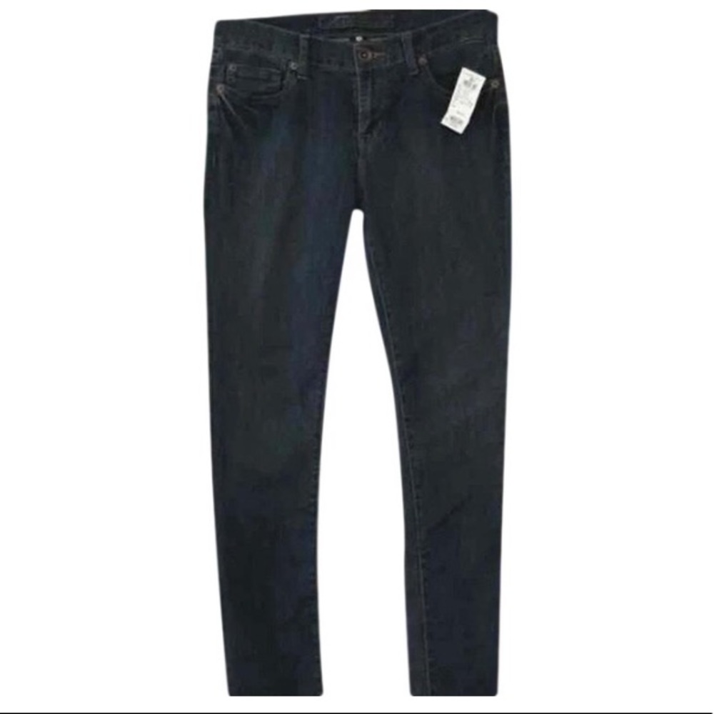 NWT Charlotte Russe Refuge Jeans in Sz 7